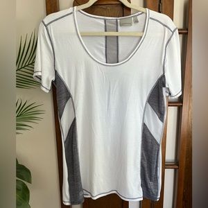 Athleta performance tee